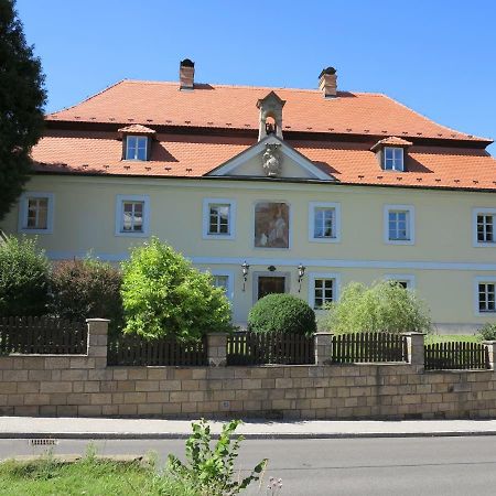 Zámecký penzion Sloup Sloup  Exterior foto